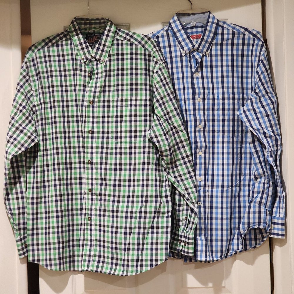 2 Men's Button Down Shirts - EUC - Large